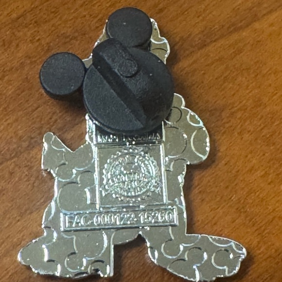 5/$25 Disney‎ Donald Duck Bad Conscience Devil Pin - Picture 2 of 2